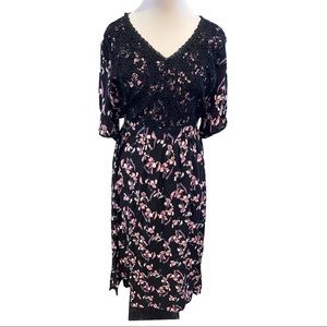 Suzanne Betro Black Floral and Lace Midi/Maxi Dress with Flutter Sleeve Size 3X